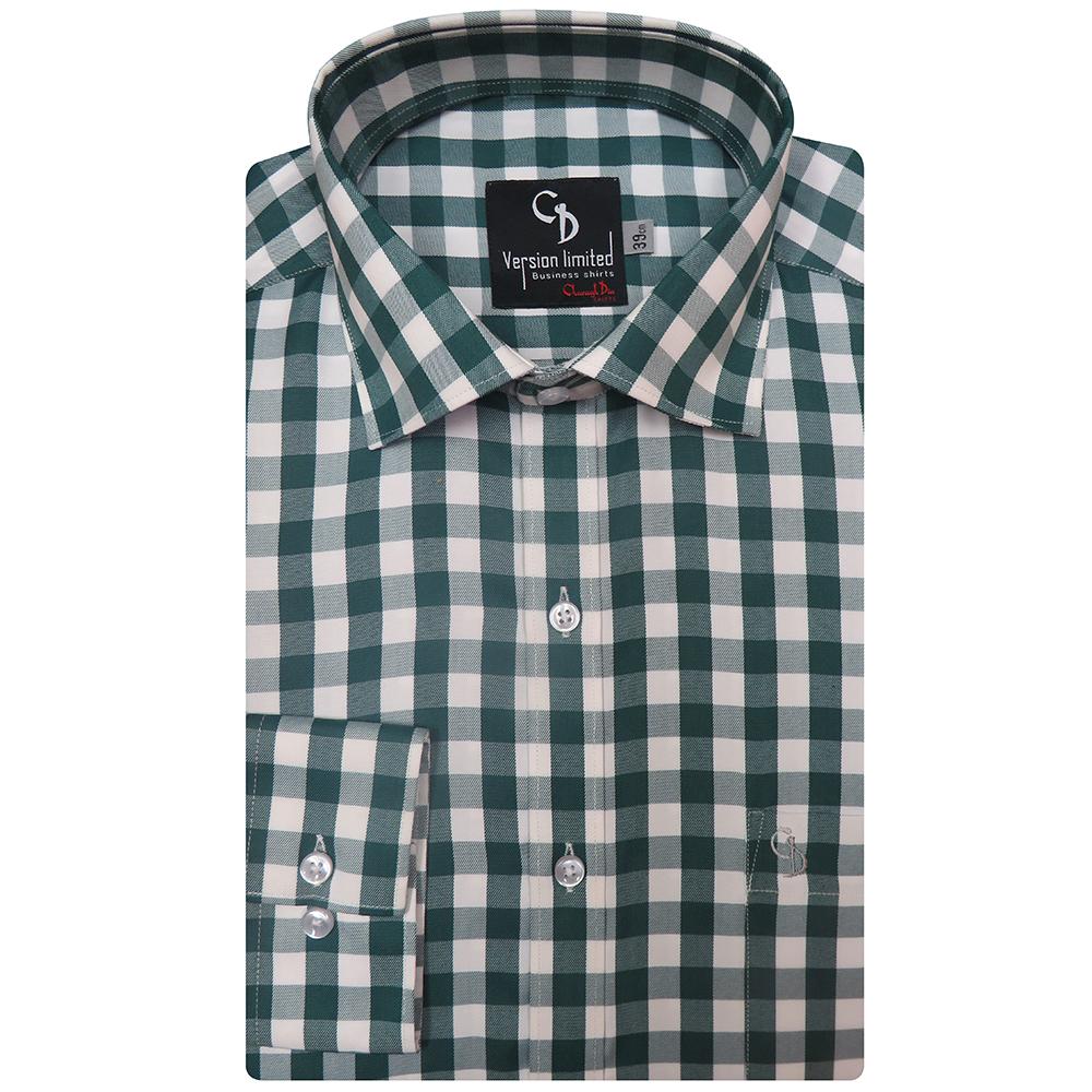 Green checks,Fetch compliments for your distinct taste in fashion by wearing this shirt with a pair of chinos and loafers for any formal occasion